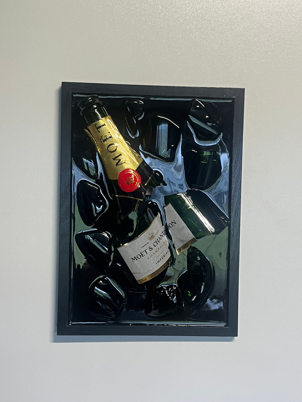 Moët &amp; Chandon – Flaschenkunst aus Epoxidharz